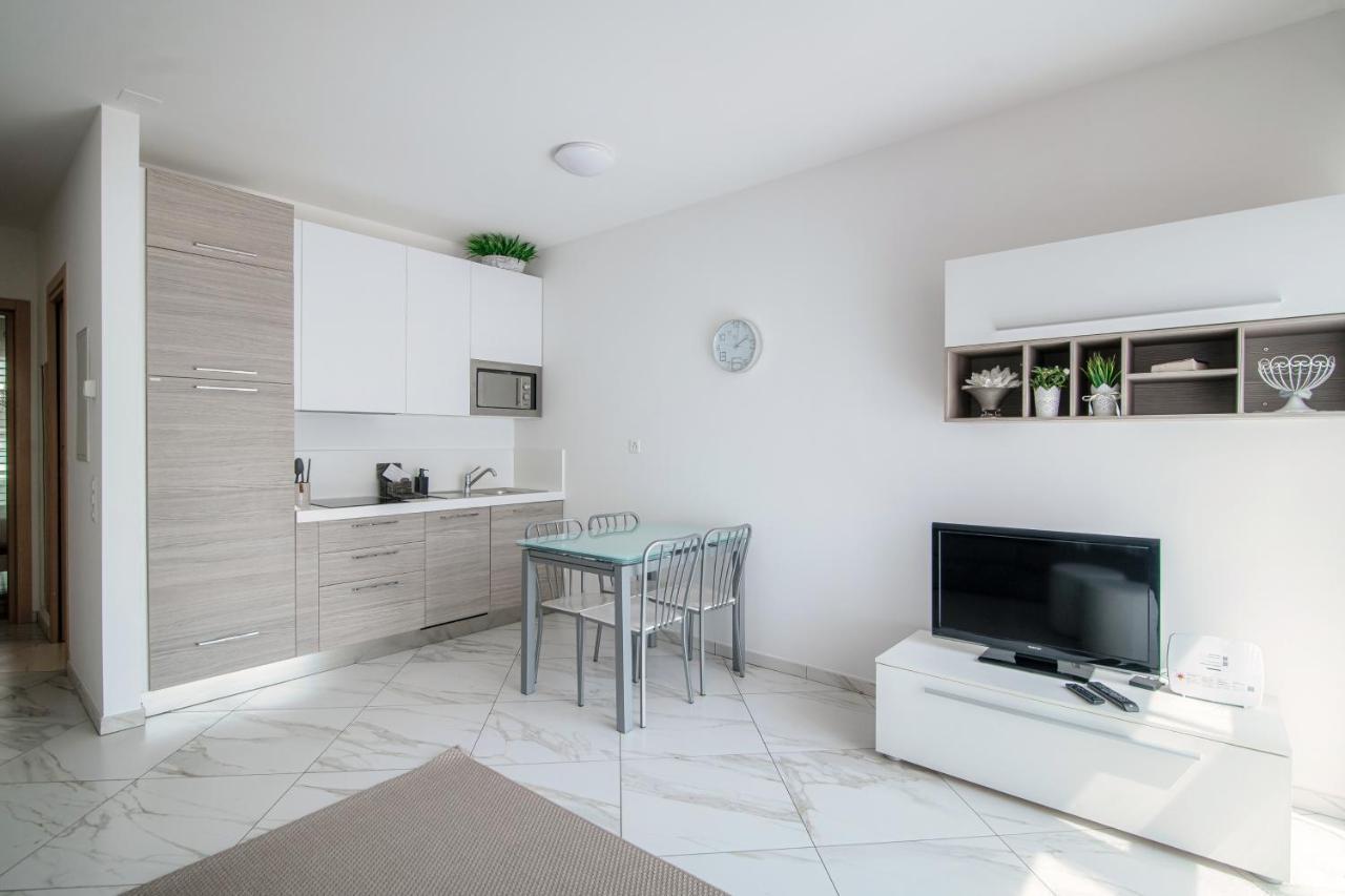 Il Parco 11 By Quokka 360 - In The Business Centre Of Lugano Apartment Bagian luar foto